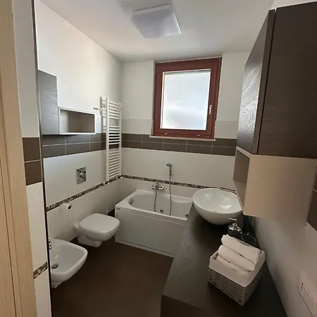 Apartament Attico Vista Mare Con Jacuzzi - Casa Luxury Diamante *