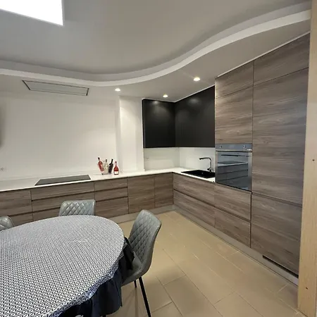 Attico Vista Mare Con Jacuzzi - Casa Luxury Diamante *