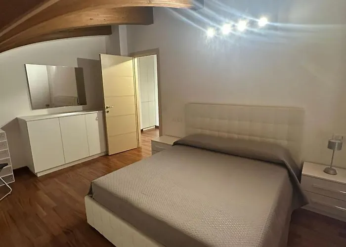 Attico Vista Mare Con Jacuzzi - Casa Luxury Diamante