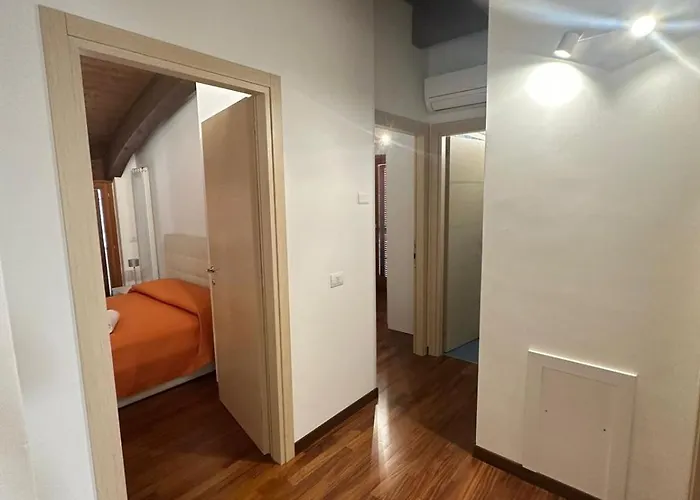 Attico Vista Mare Con Jacuzzi - Casa Luxury Diamante アパート *