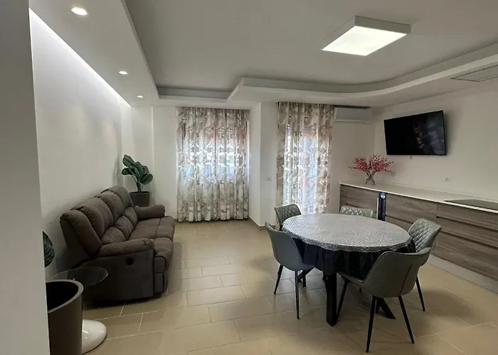 アパート Attico Vista Mare Con Jacuzzi - Casa Luxury Diamante