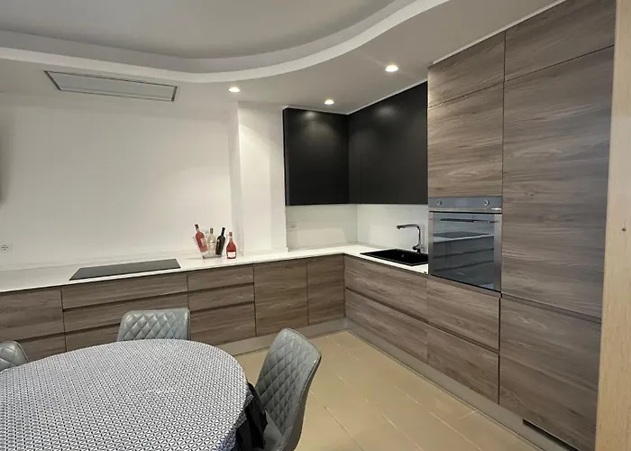 Attico Vista Mare Con Jacuzzi - Casa Luxury Diamante *